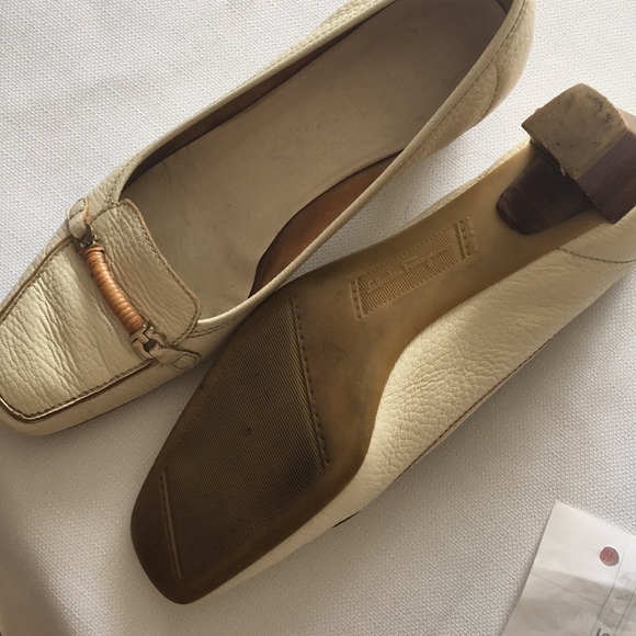 Shoes - Picture 2 of 3